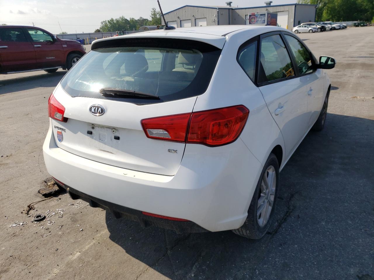 Photo 4 from auction – 2011 KIA FORTE EX with VIN KNAFU5A23B5435044