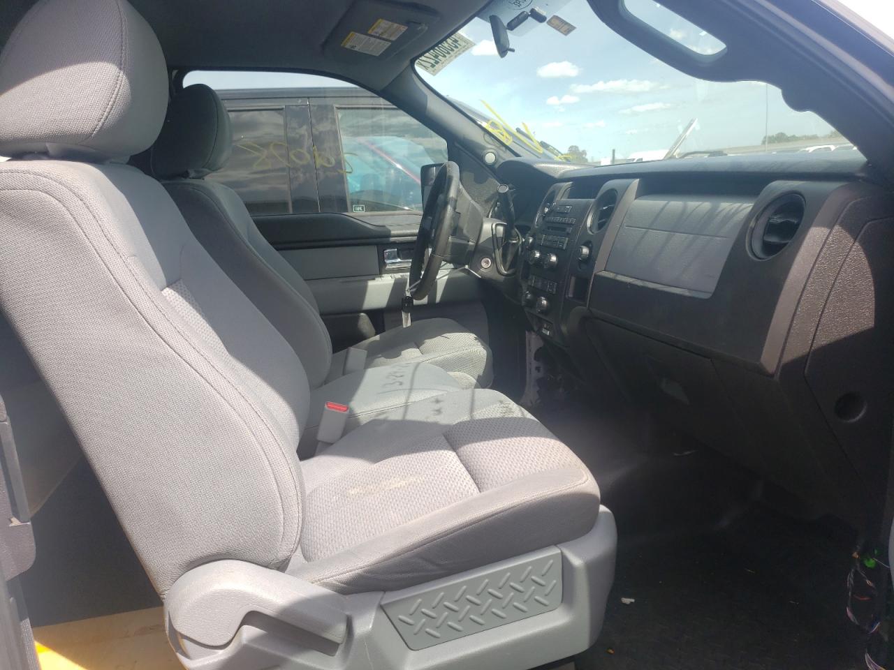 Photo 5 from auction – 2013 FORD F150 SUPER with VIN 1FTFX1EF8DFC55801