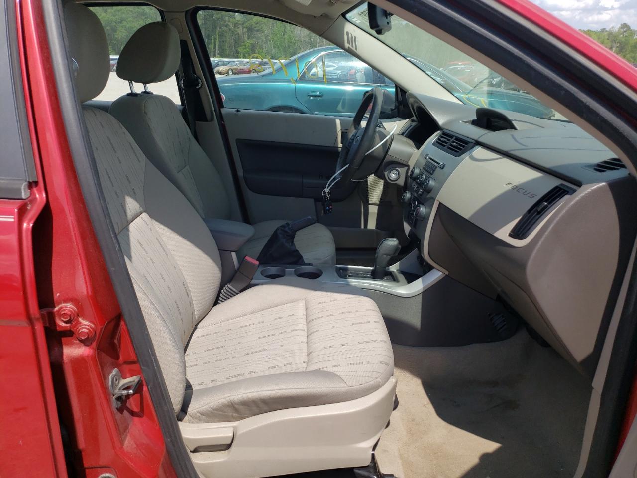 Photo 5 from auction – 2010 FORD FOCUS SE with VIN 1FAHP3FN3AW275756