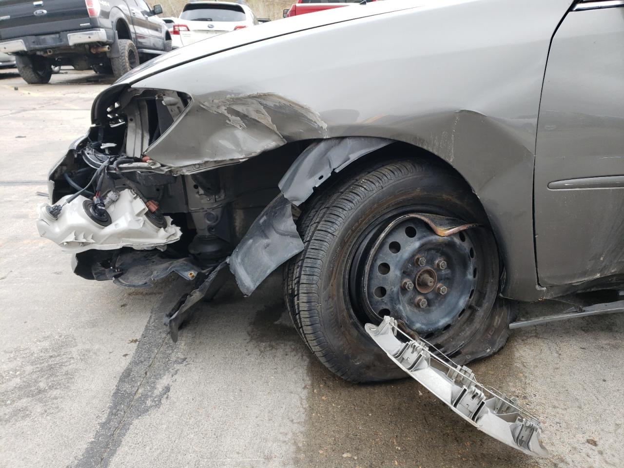Photo 9 from auction – 2005 TOYOTA CAMRY with VIN 4T1BE32K15U562138