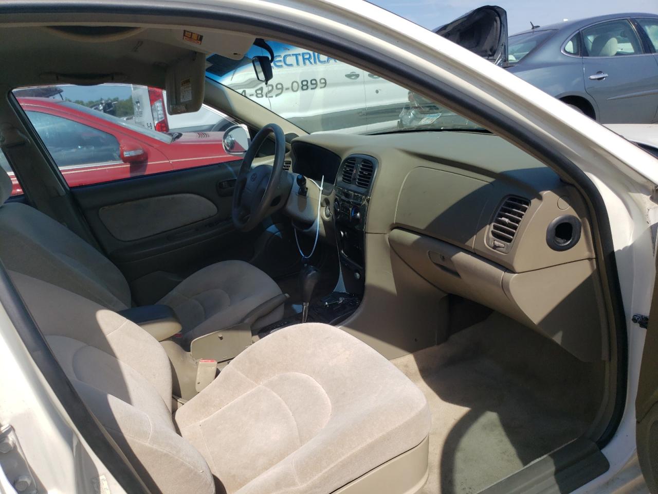 Photo 5 from auction – 2000 HYUNDAI SONATA BAS with VIN KMHWF25V6YA246027