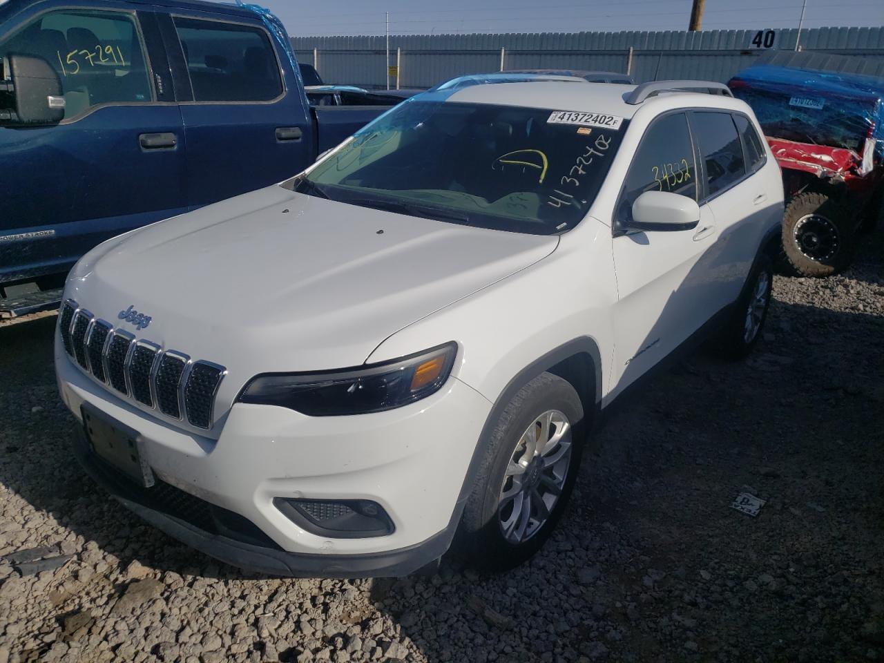 Photo 2 from auction – 2019 JEEP CHEROKEE L with VIN 1C4PJLCB3KD143255