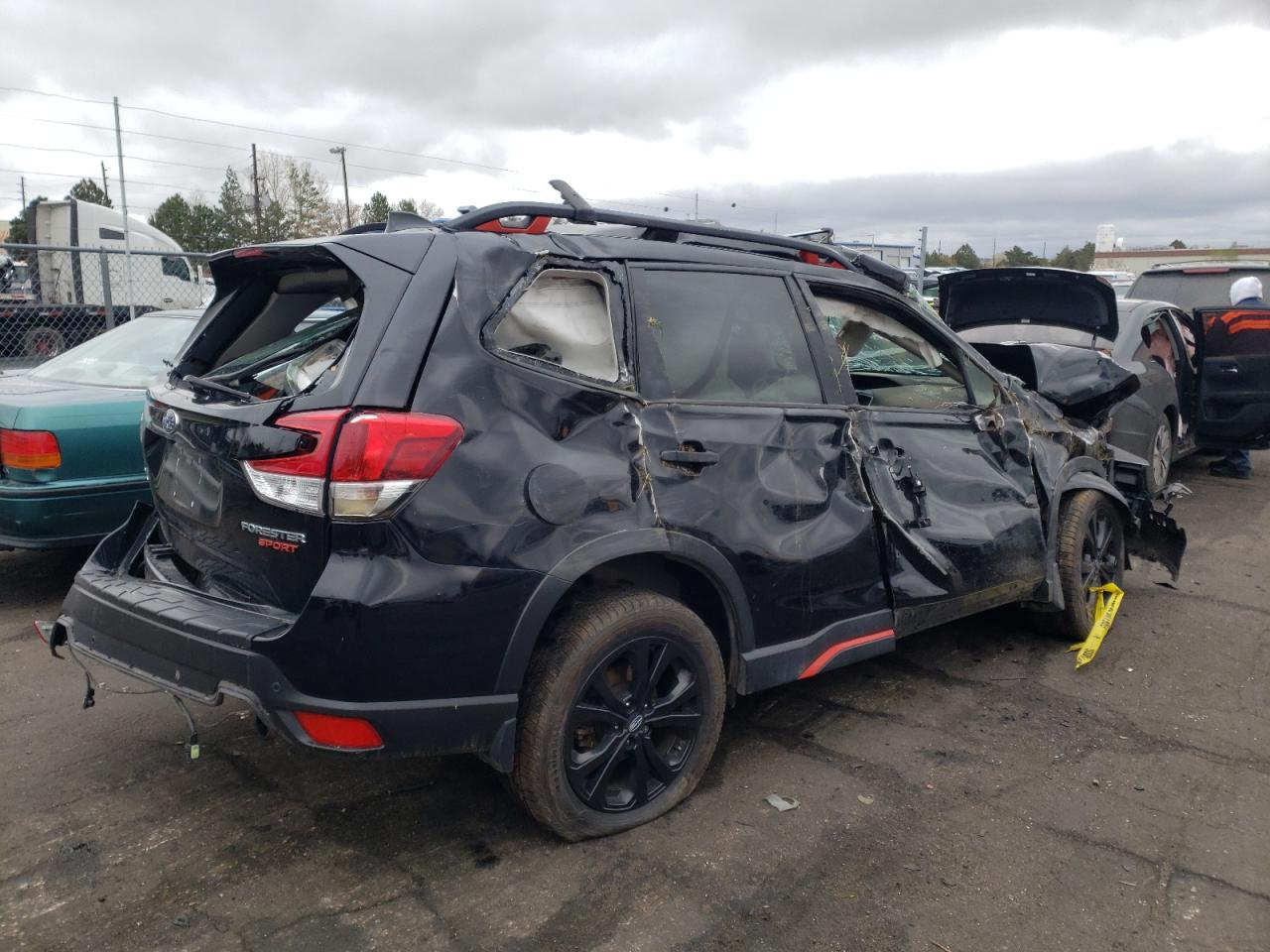 Photo 4 from auction – 2019 SUBARU FORESTER S with VIN JF2SKAPCXKH428785