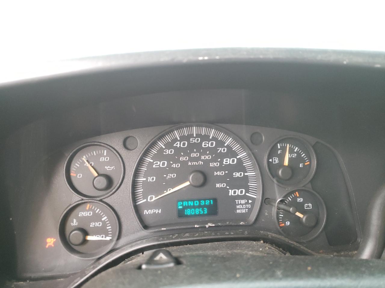 Photo 8 from auction – 2005 GMC SAVANA CUT with VIN 1GDGG31VX51901363