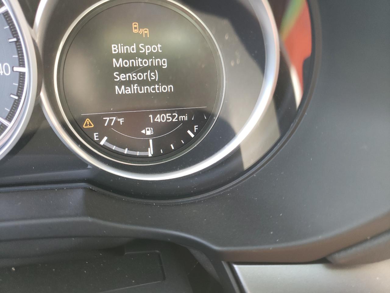 Photo 8 from auction – 2019 MAZDA CX-5 TOURI with VIN JM3KFACM7K0617708