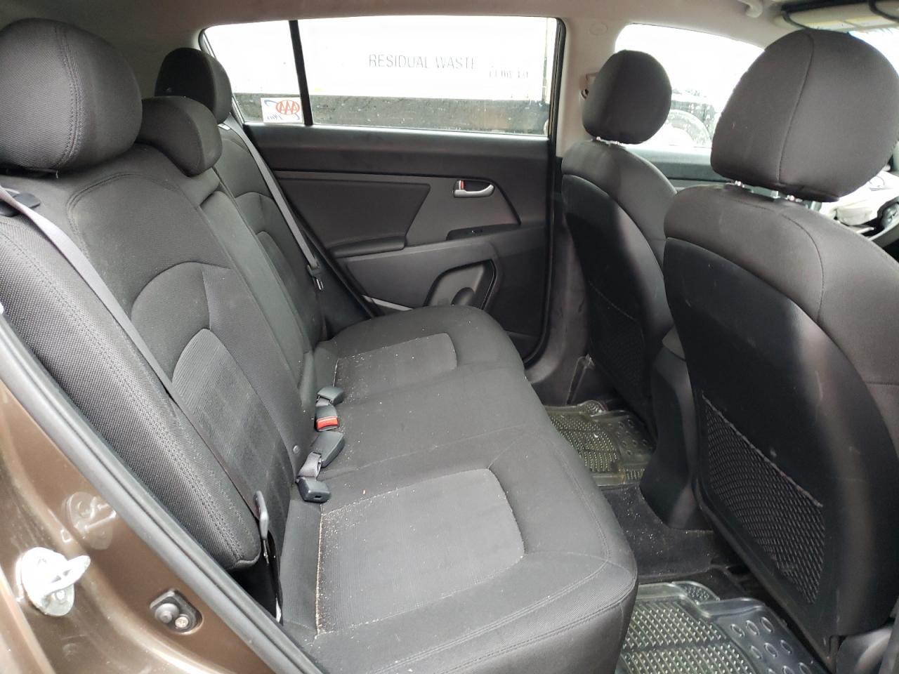 Photo 6 from auction – 2011 KIA SPORTAGE L with VIN KNDPB3A23B7099689