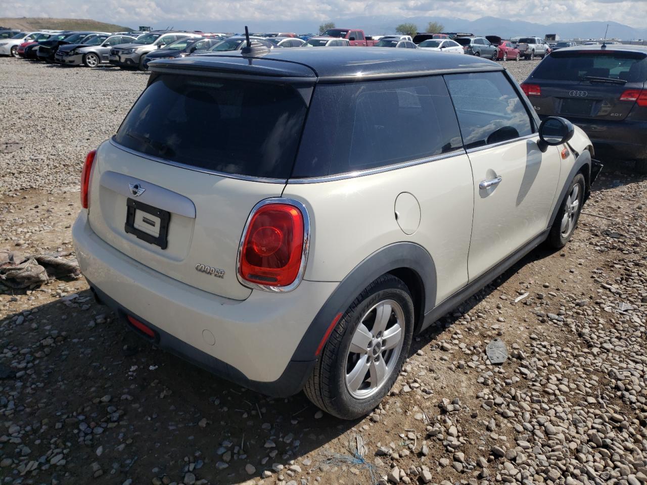 Photo 4 from auction – 2015 MINI COOPER with VIN WMWXM5C59FT941104