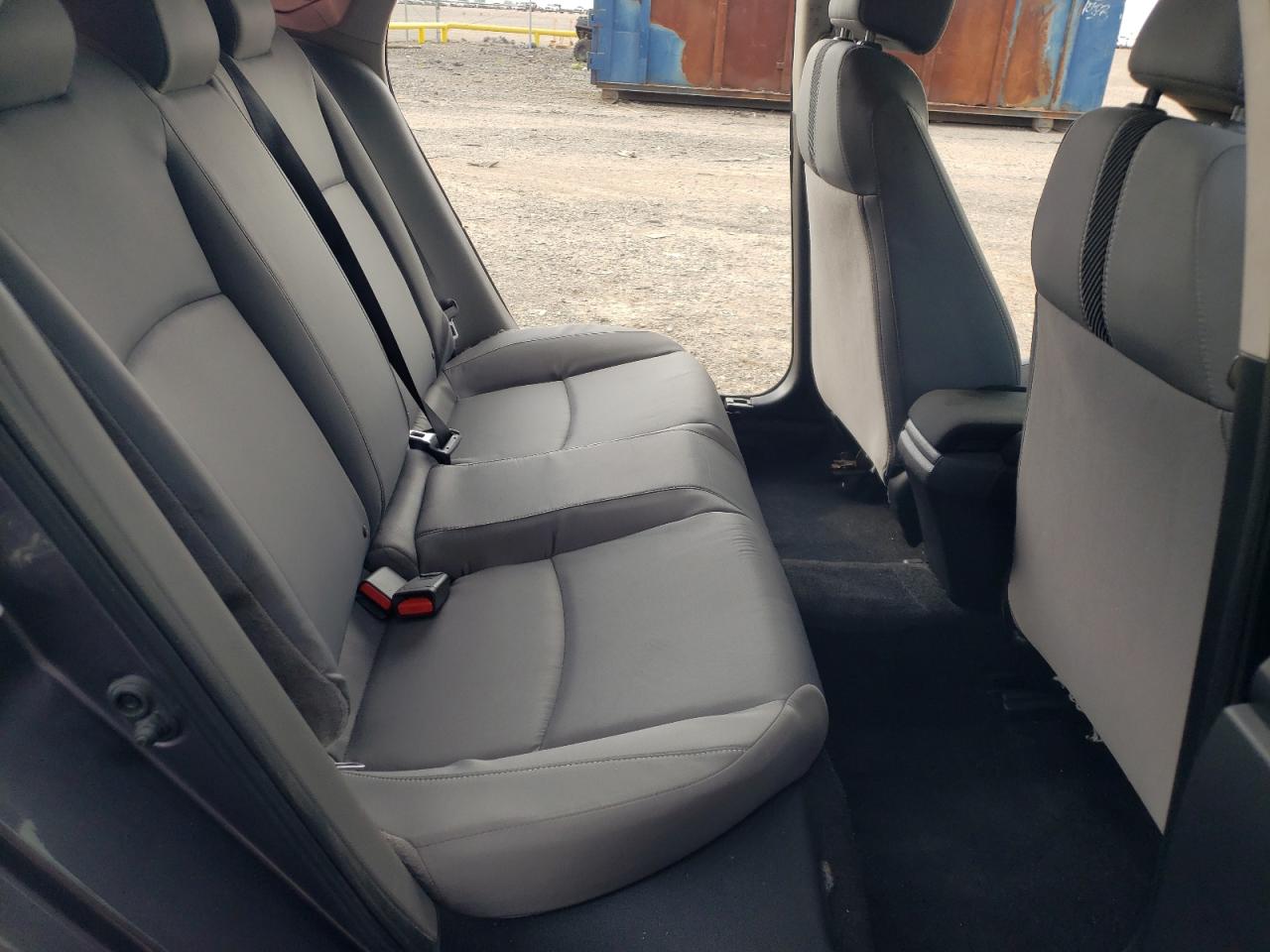 Photo 6 from auction – 2017 HONDA CIVIC with VIN 19XFC2F57HE042586