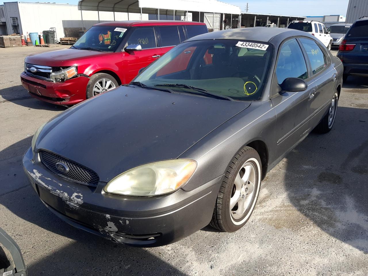 Photo 2 from auction – 2005 FORD TAURUS SE with VIN 1FAFP53255A139371