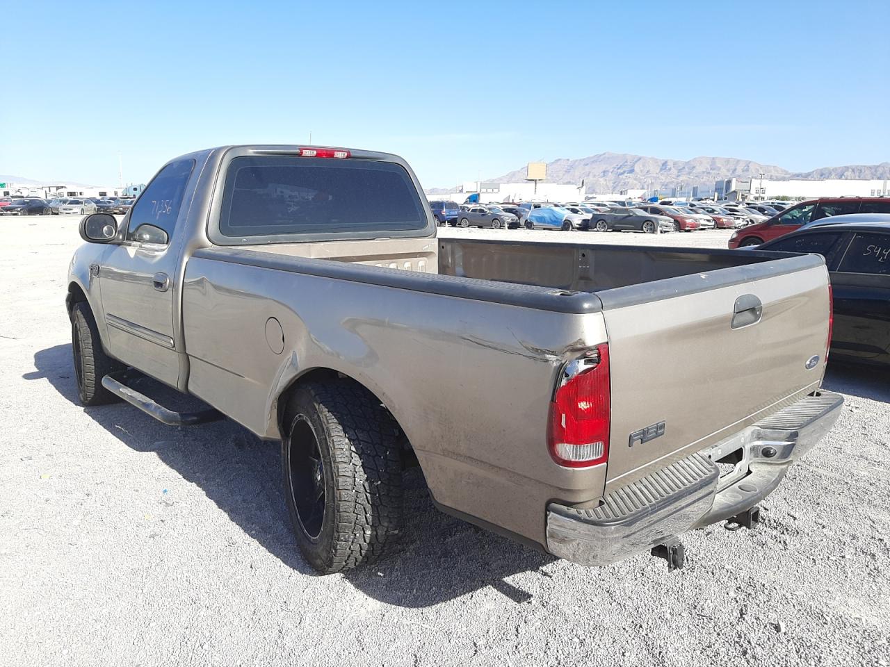 Photo 3 from auction – 2003 FORD F150 with VIN 2FTRF17W33CA44657