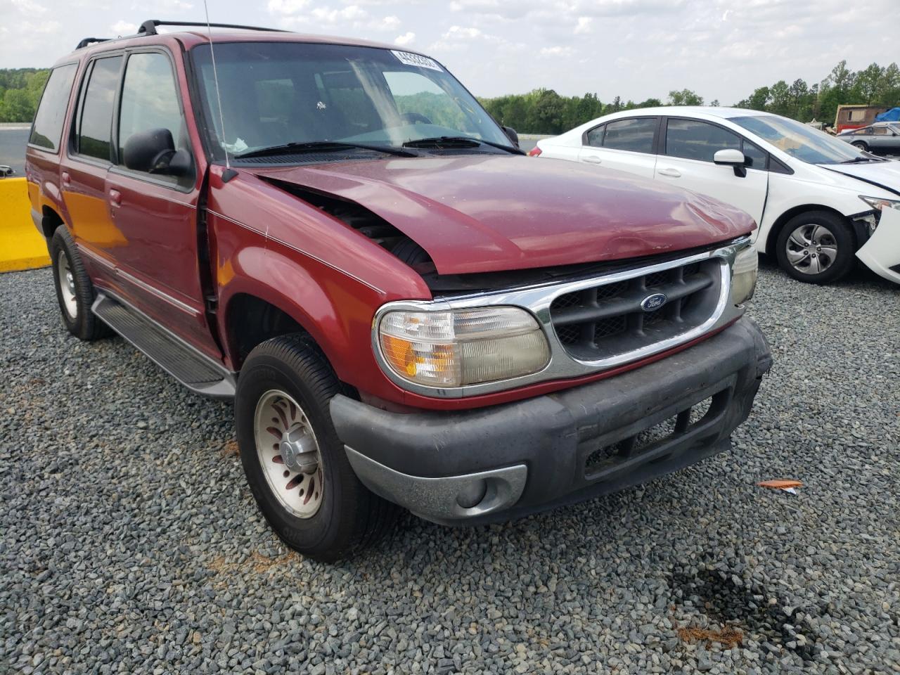 FORD EXPLORER X 2000 с VIN 1FMZU73EXYZA08301 - Фото с аукциона