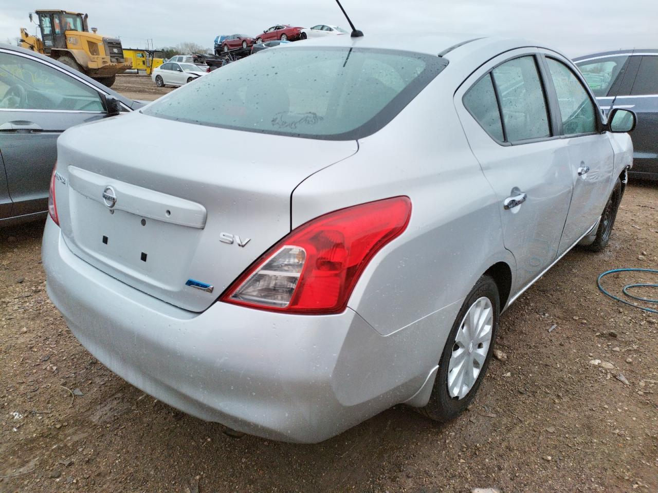 Photo 4 from auction – 2012 NISSAN VERSA S with VIN 3N1CN7AP5CL871005