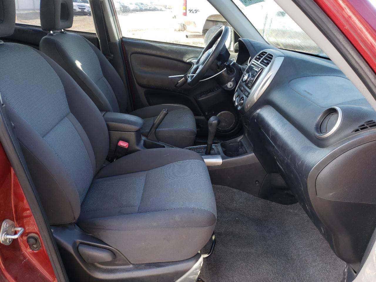 Photo 5 from auction – 2004 TOYOTA RAV4 with VIN JTEHD20V740033545