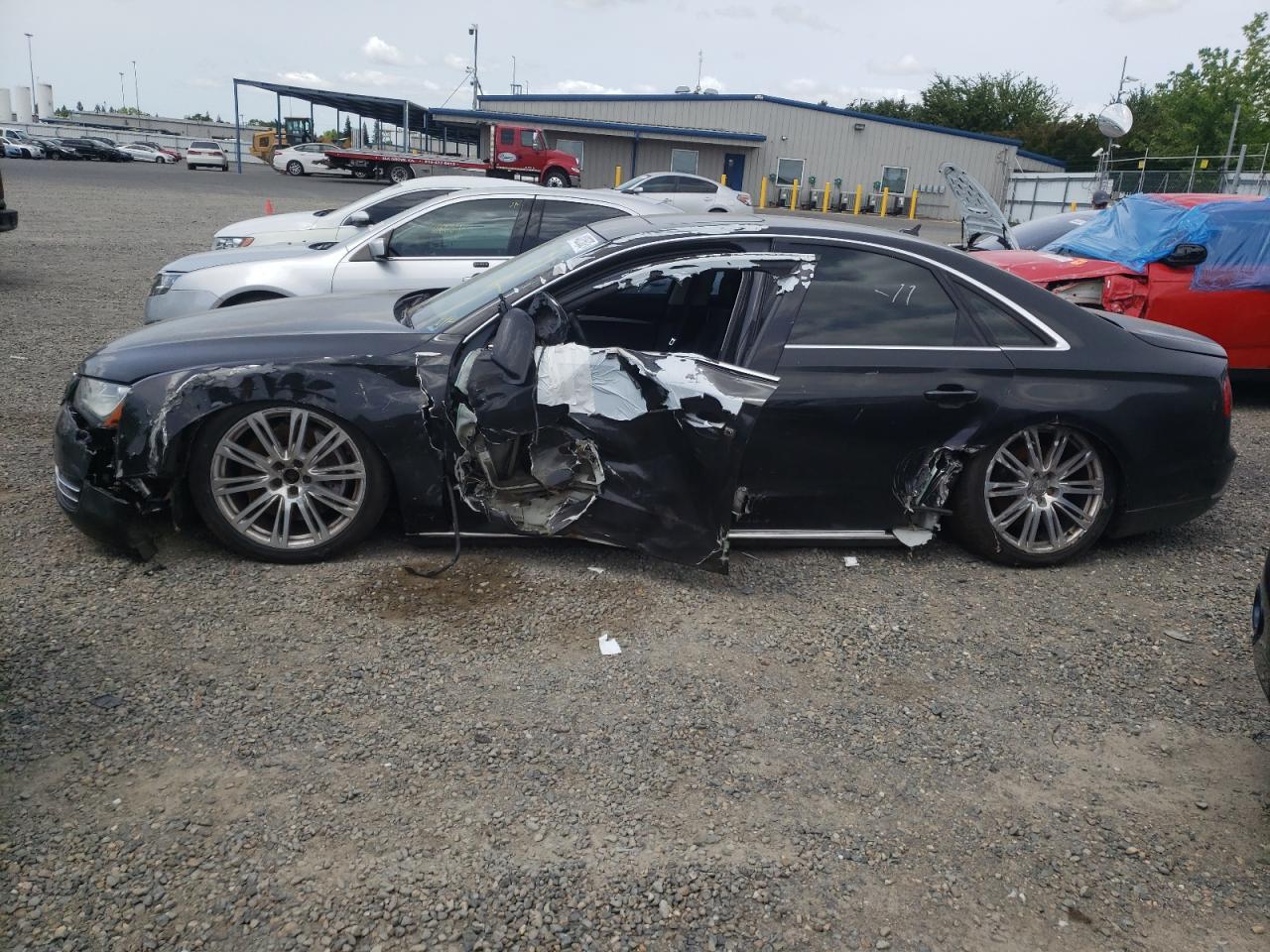 Photo 9 from auction – 2011 AUDI A8 QUATTRO with VIN WAUAVAFD8BN000630