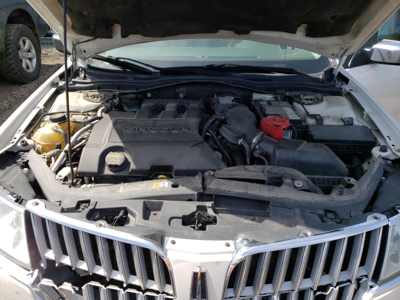 Photo 7 from auction – 2010 LINCOLN MKZ with VIN 3LNHL2GC3AR642733