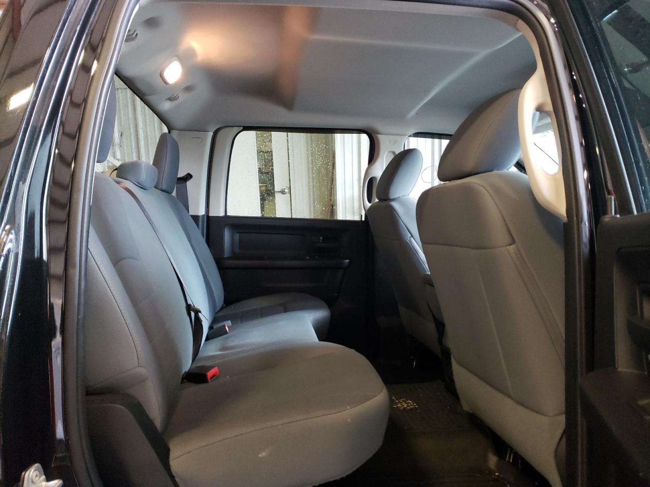 Photo 6 from auction – 2017 RAM 1500 ST with VIN 3C6RR7KT2HG595378
