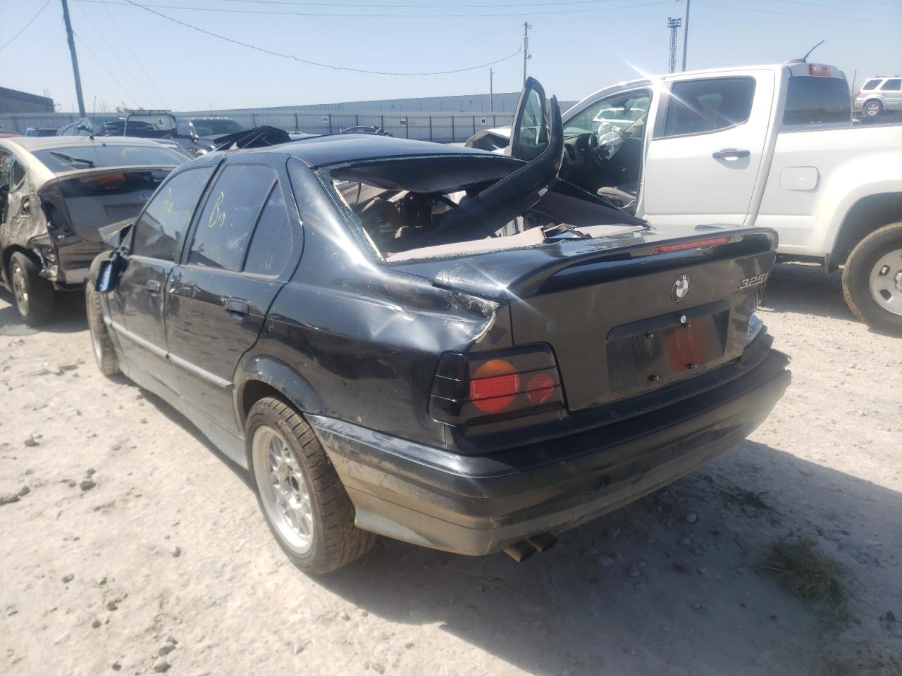 Photo 3 from auction – 1993 BMW 325 I with VIN WBACB3315PFE10443