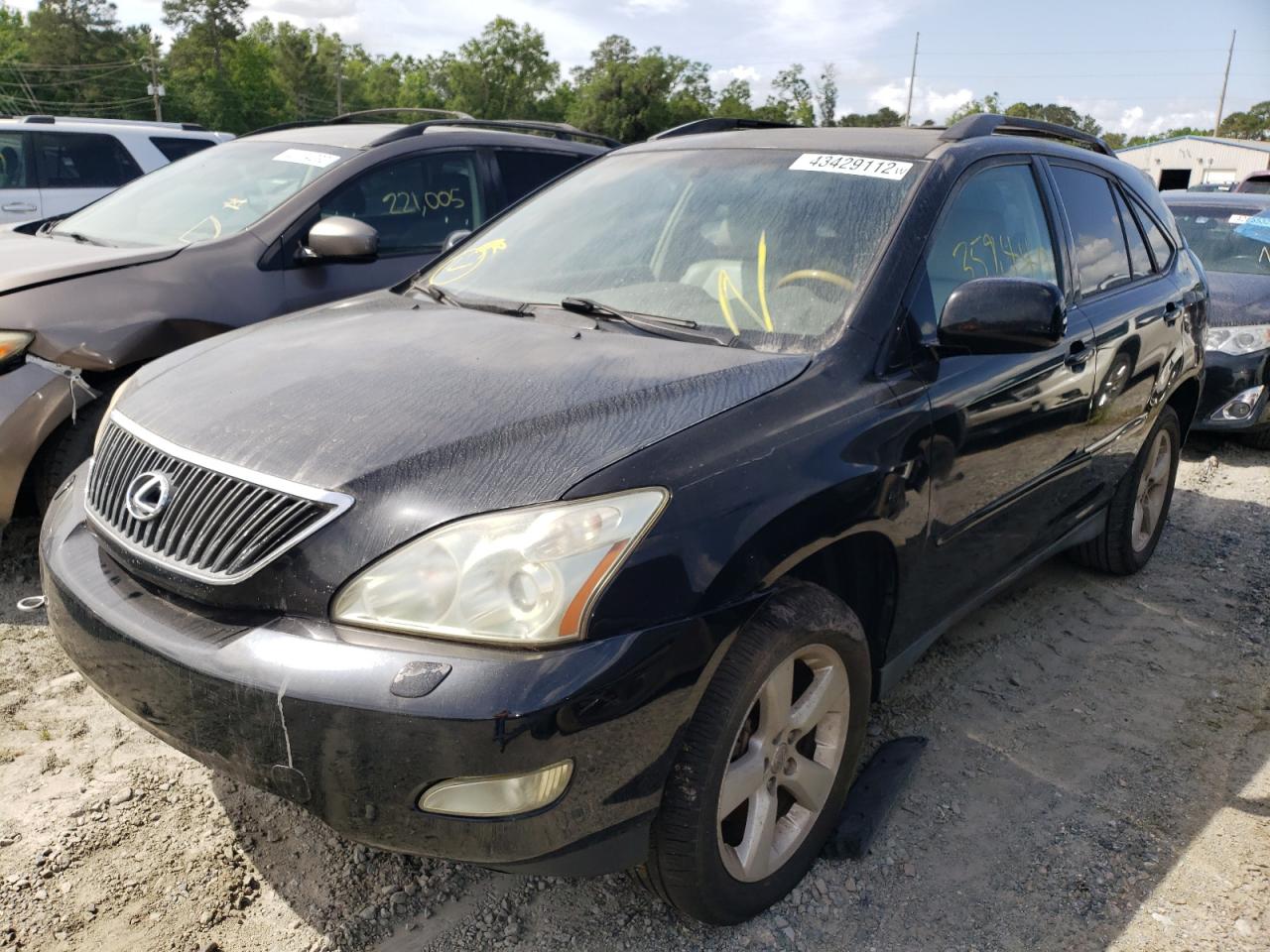 Photo 2 from auction – 2005 LEXUS RX 330 with VIN 2T2GA31U15C027537