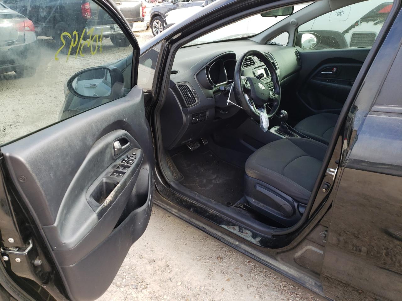 Photo 10 from auction – 2012 KIA RIO EX with VIN KNADN5A3XC6064800