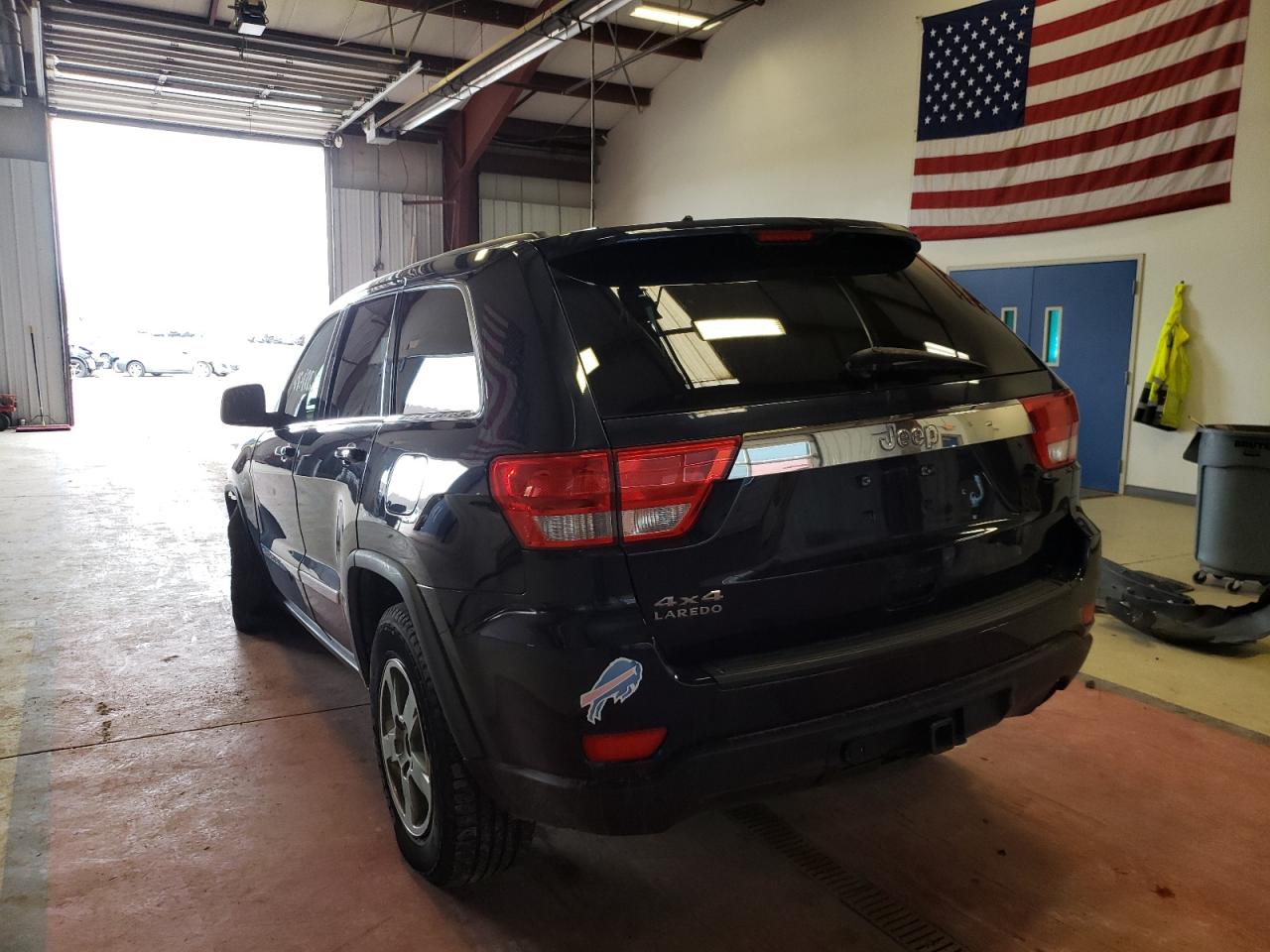 Photo 3 from auction – 2012 JEEP GRAND CHER with VIN 1C4RJFAG1CC218728