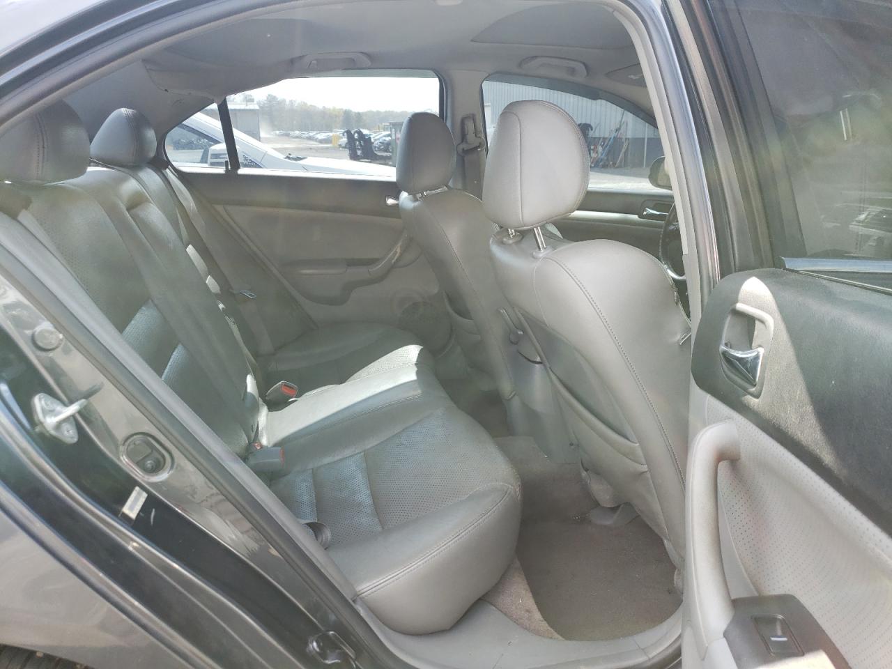 Photo 6 from auction – 2005 ACURA TSX with VIN JH4CL96895C000752