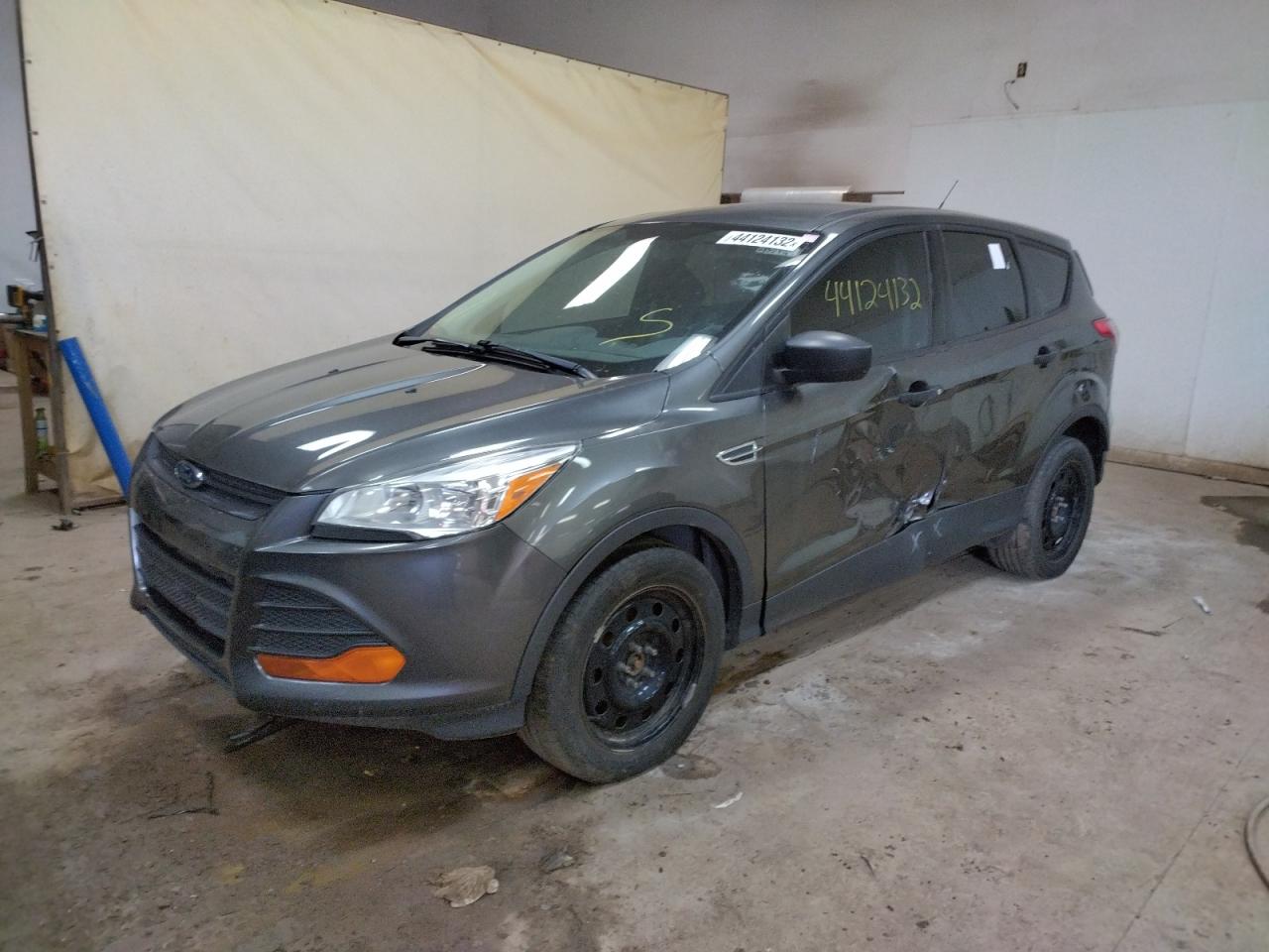 Photo 2 from auction – 2015 FORD ESCAPE S with VIN 1FMCU0F75FUC61286