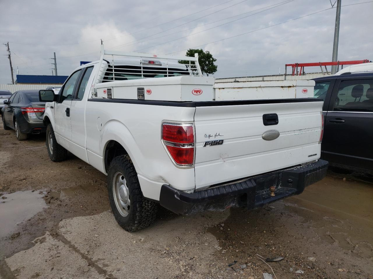Photo 3 from auction – 2011 FORD F150 SUPER with VIN 1FTEX1CMXBFB42328