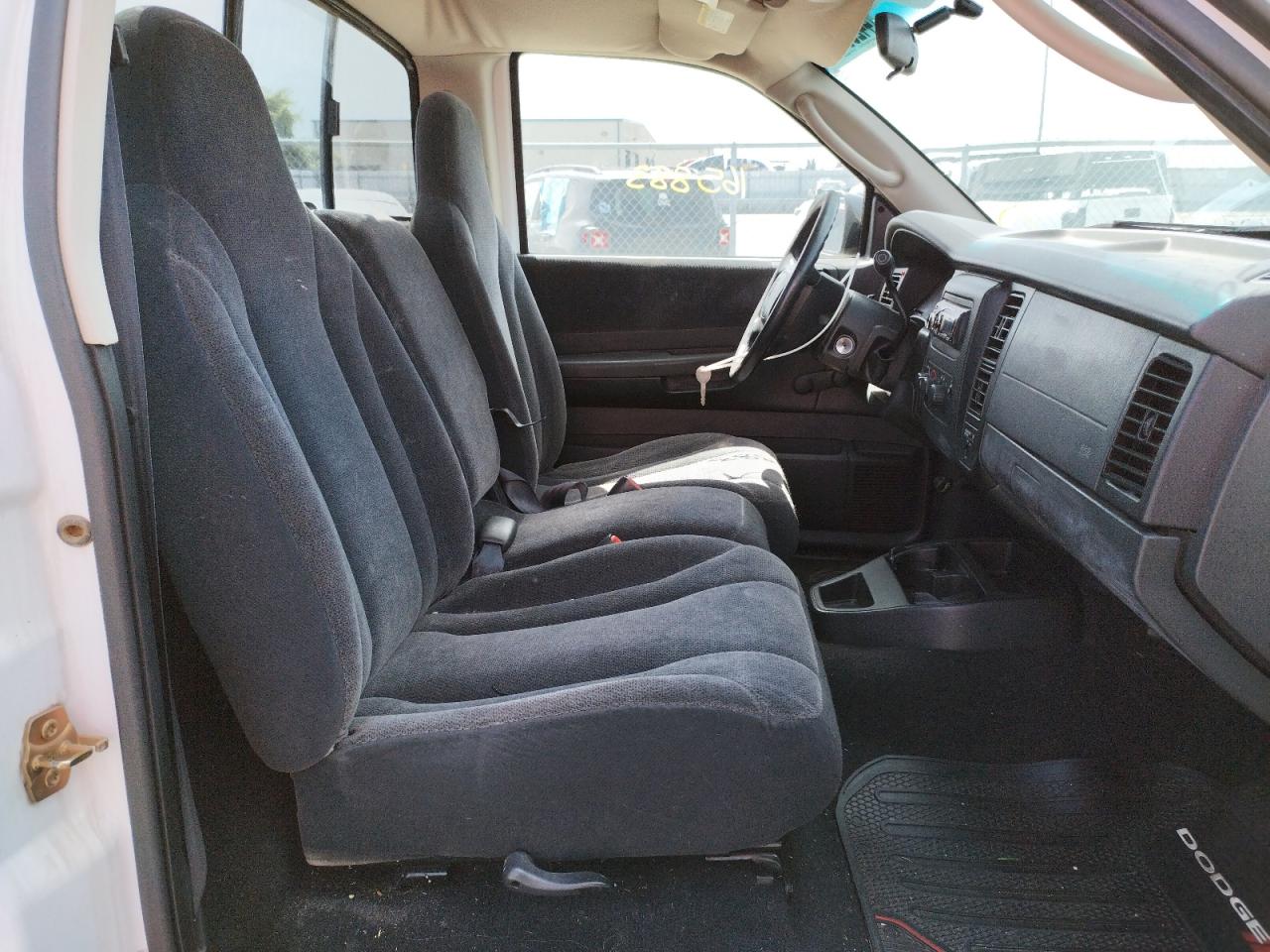 Фото 5 с аукциона – 2002 DODGE DAKOTA SLT с VIN 1B7FL46X22S603827