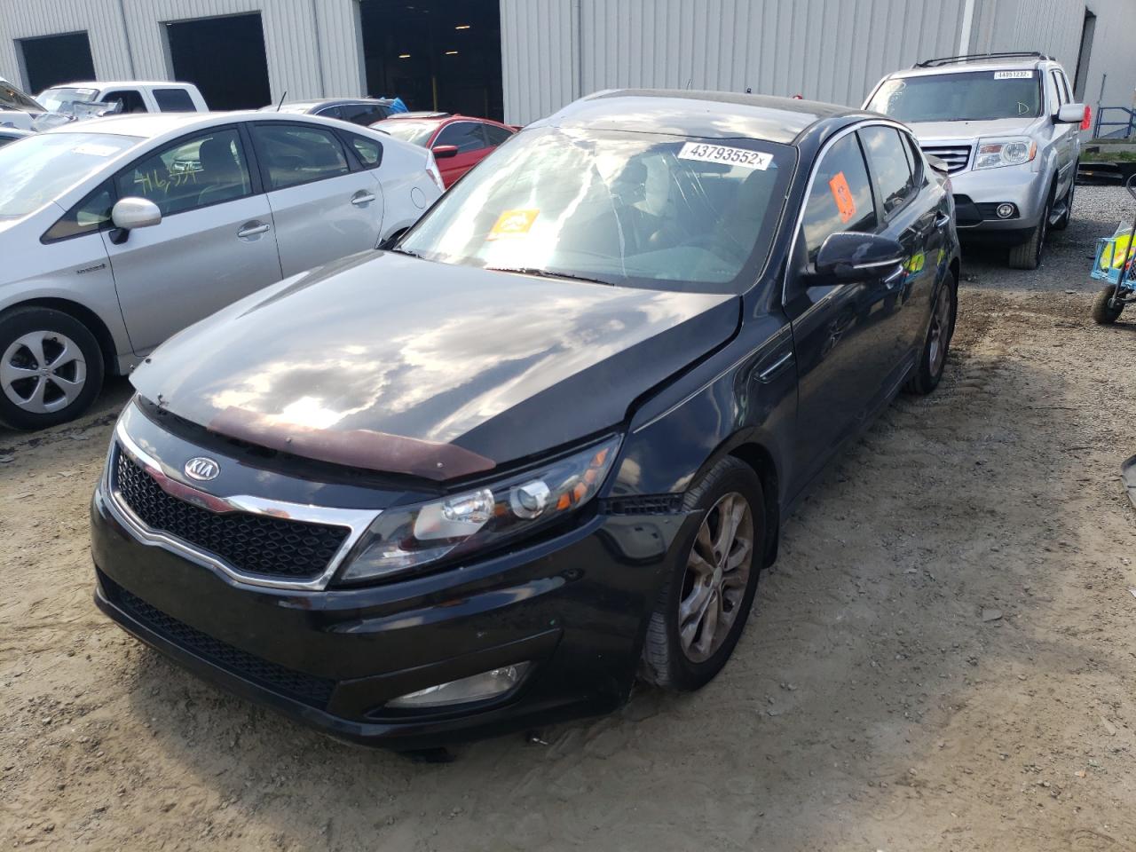 Фото 2 с аукциона – 2012 KIA OPTIMA EX с VIN 5XXGN4A73CG086846