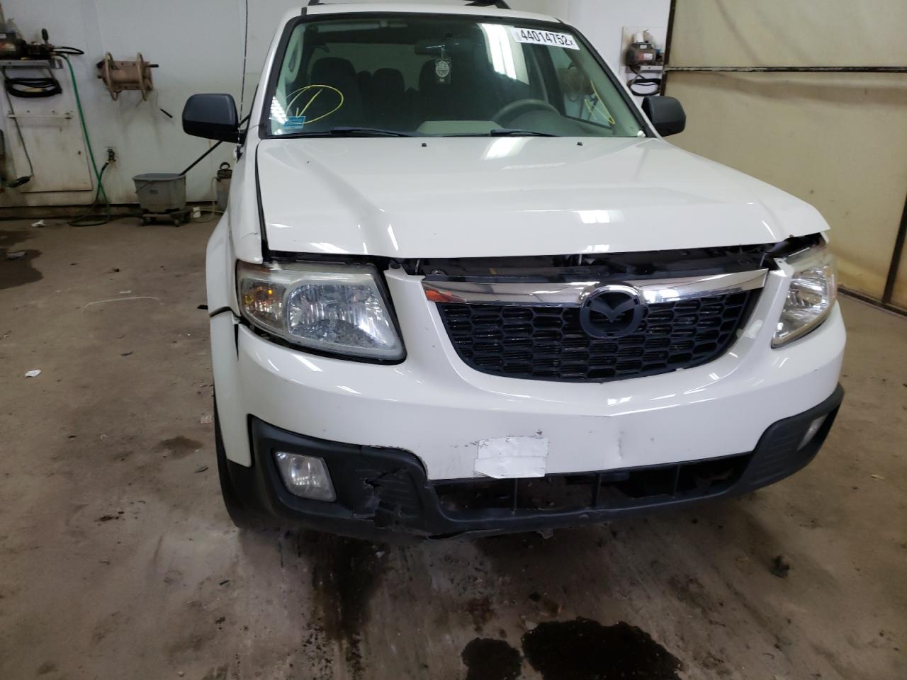 Photo 9 from auction – 2010 MAZDA TRIBUTE S with VIN 4F2CY0GG2AKM06845
