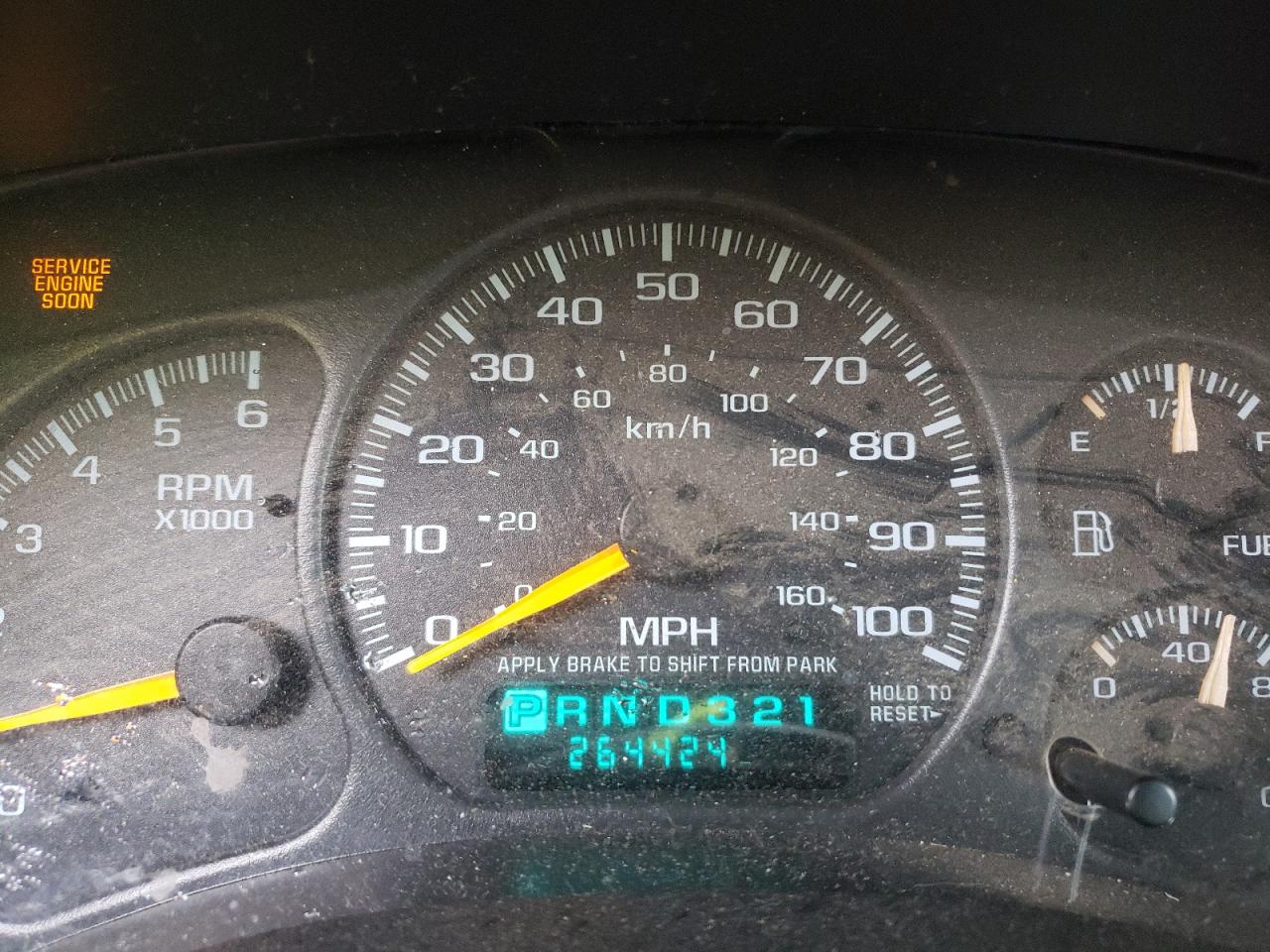 Photo 8 from auction – 2000 CHEVROLET SILVERADO with VIN 2GCEK19T7Y1356643