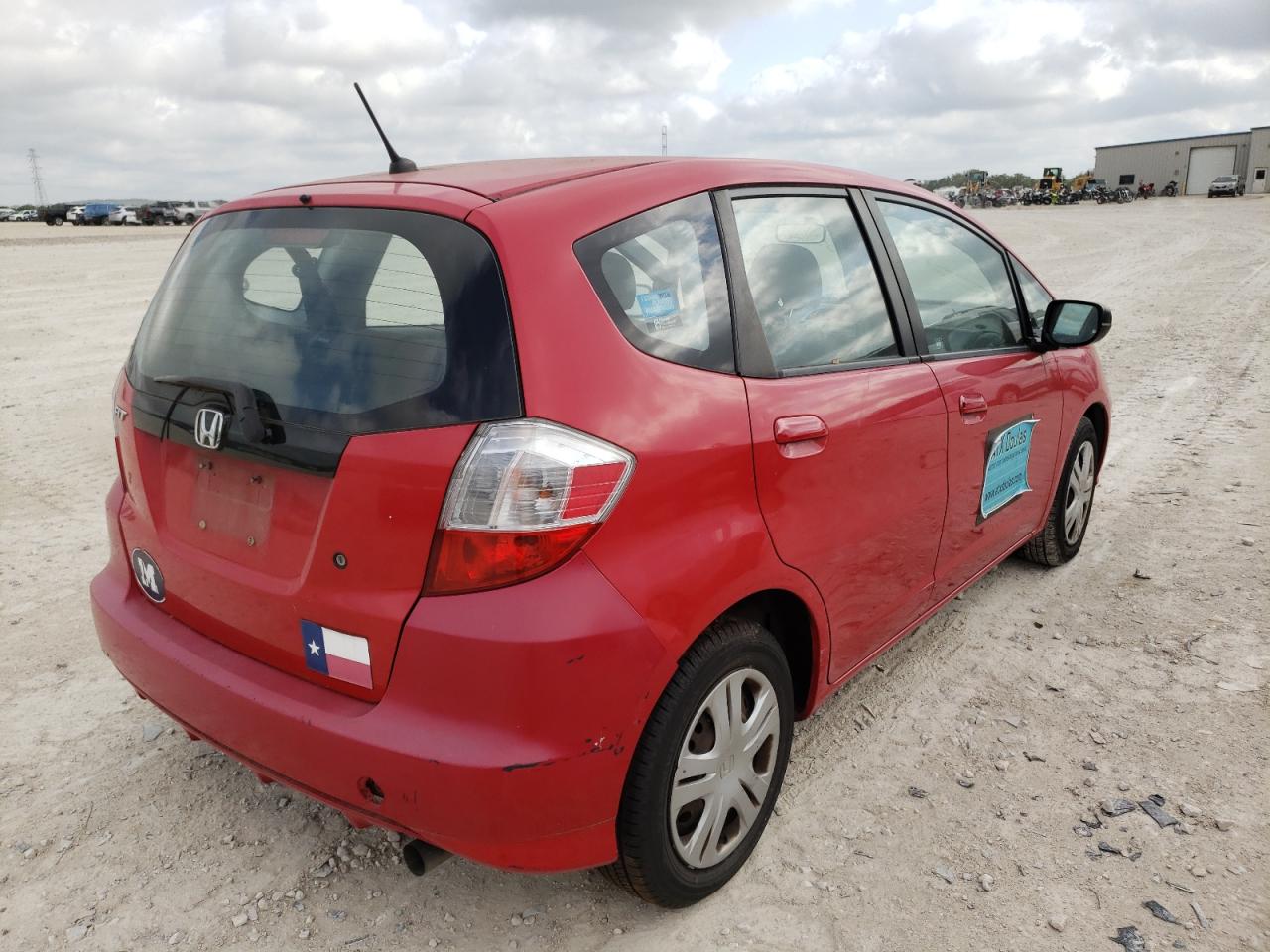 Photo 4 from auction – 2010 HONDA FIT with VIN JHMGE8H20AC031882