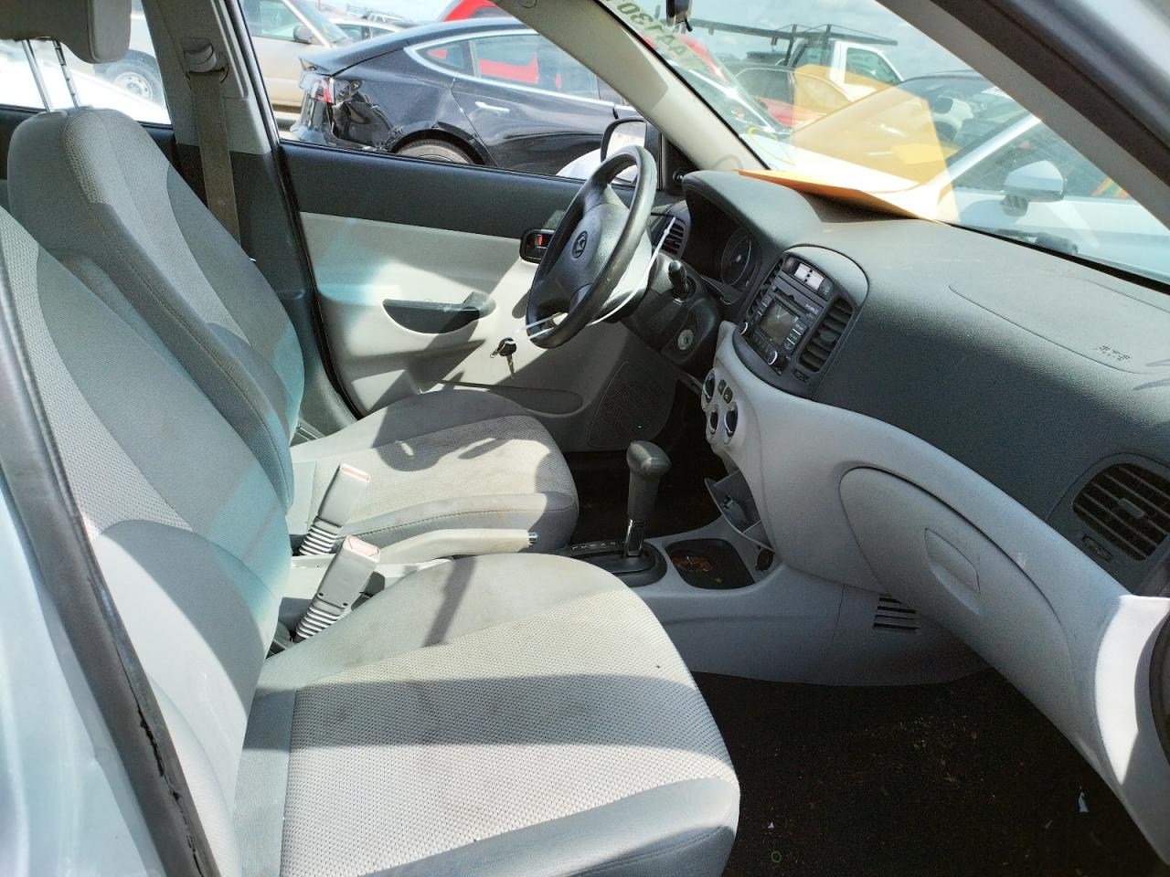 Photo 5 from auction – 2011 HYUNDAI ACCENT GLS with VIN KMHCN4AC1BU608065