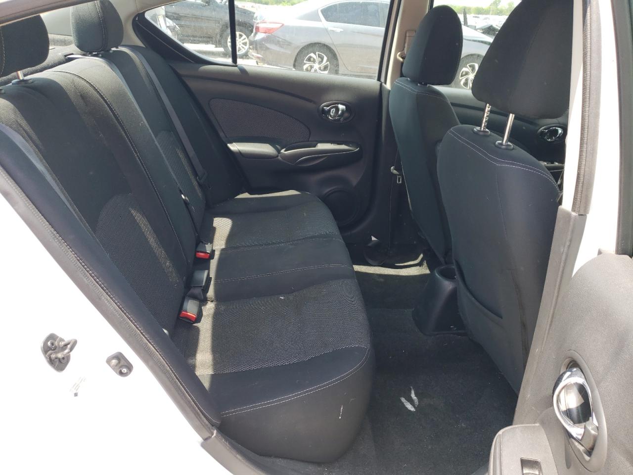Photo 6 from auction – 2016 NISSAN VERSA S with VIN 3N1CN7AP7GL898745