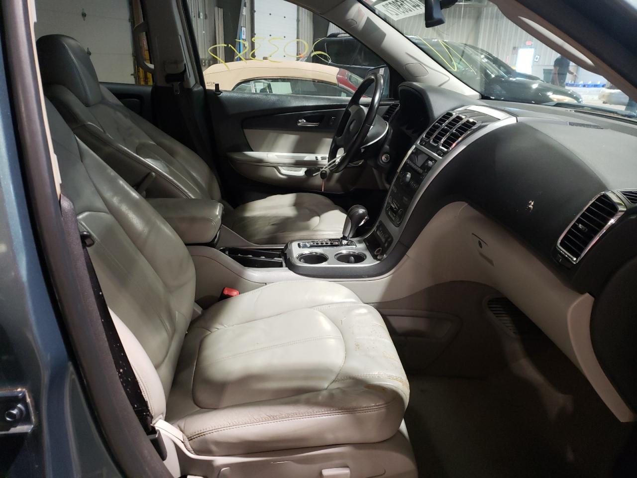 Photo 5 from auction – 2009 GMC ACADIA SLT with VIN 1GKEV23D09J136156