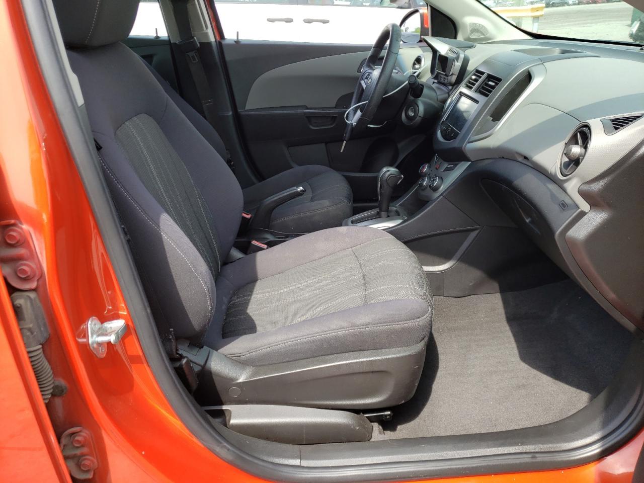 Photo 5 from auction – 2013 CHEVROLET SONIC LT with VIN 1G1JC5SB1D4145871