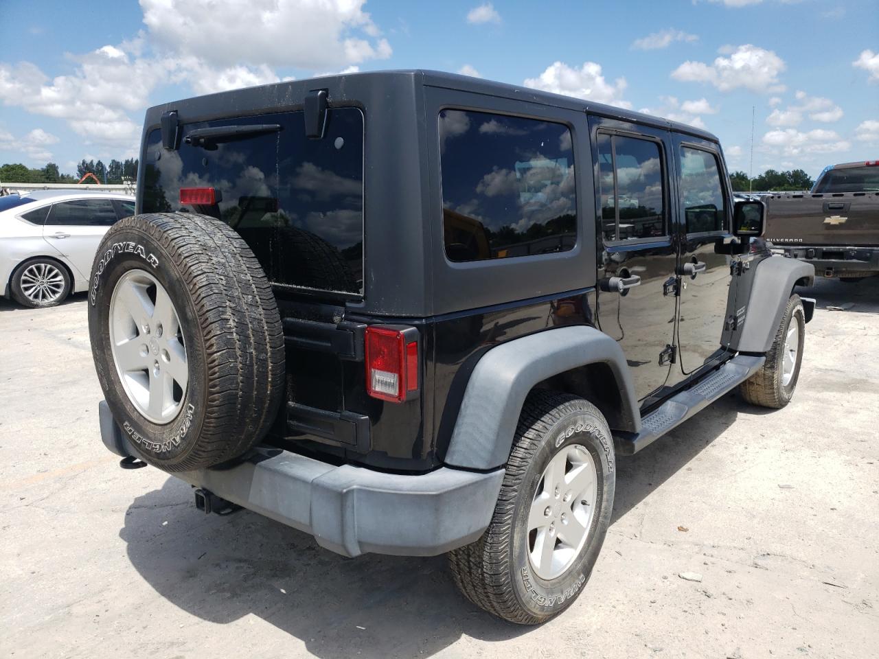 Photo 4 from auction – 2017 JEEP WRANGLER U with VIN 1C4BJWDG5HL593171