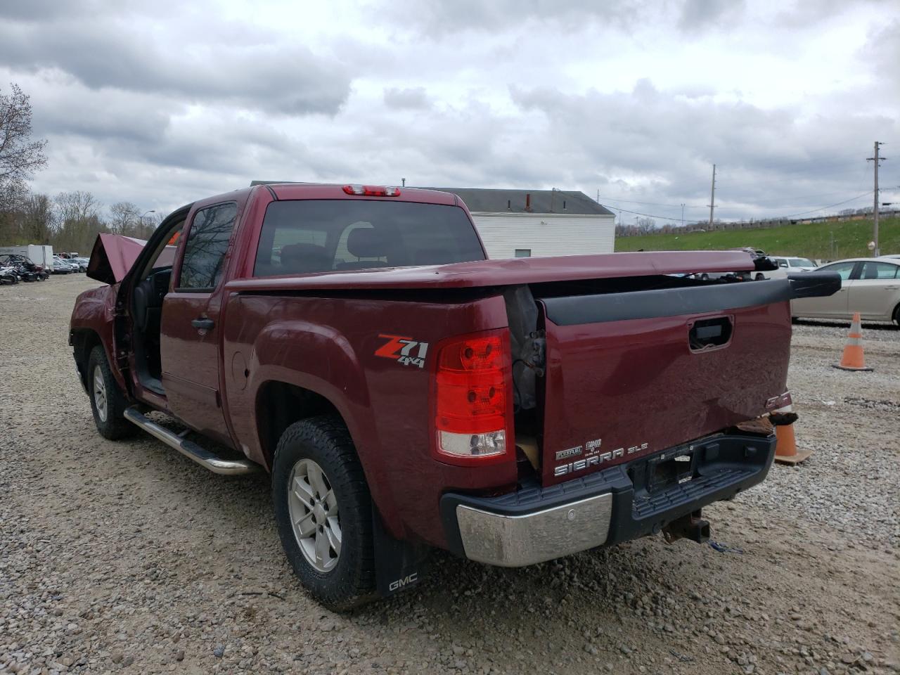 Photo 3 from auction – 2009 GMC SIERRA K15 with VIN 3GTEK233X9G216013