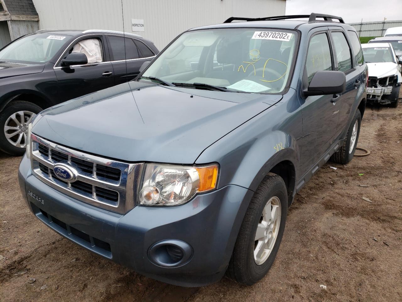 Photo 2 from auction – 2010 FORD ESCAPE XLS with VIN 1FMCU9C78AKD24300