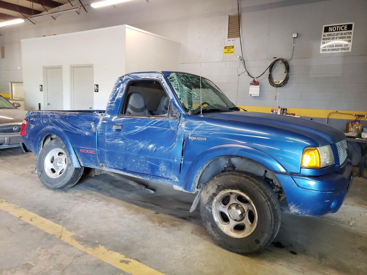 Photo 9 from auction – 2001 FORD RANGER with VIN 1FTYR11U61TA32032