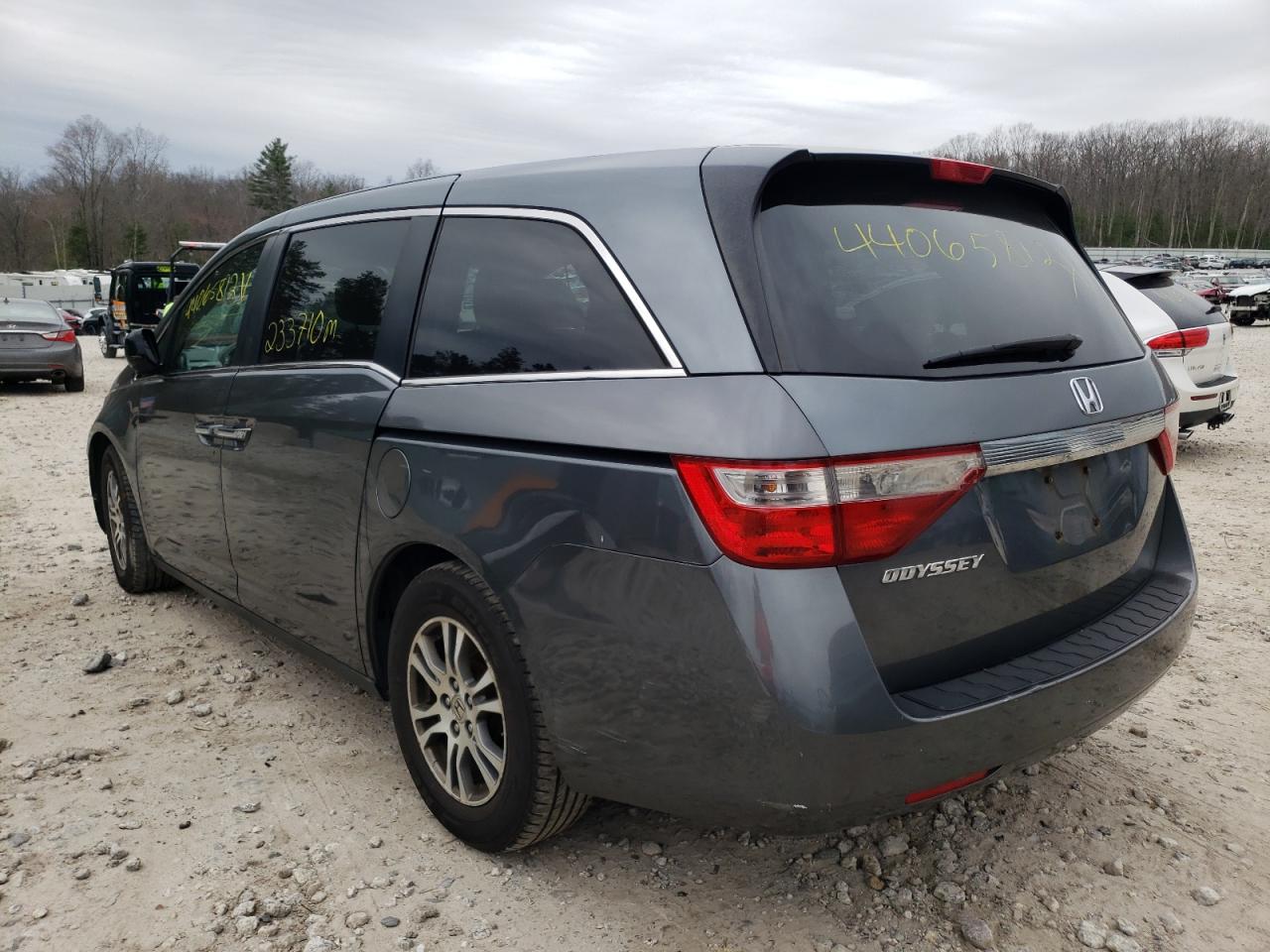Photo 3 from auction – 2011 HONDA ODYSSEY EX with VIN 5FNRL5H42BB027157