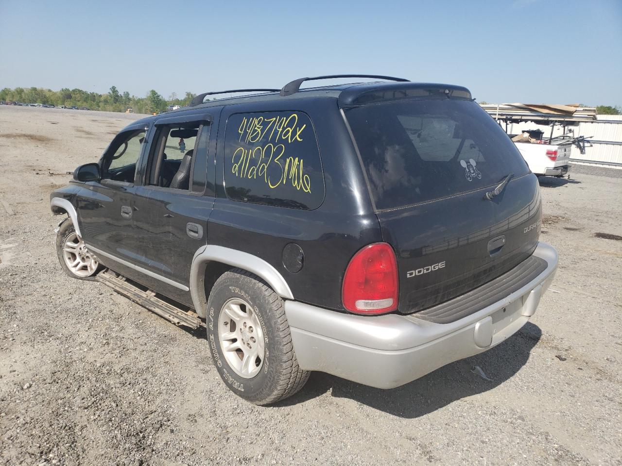 Photo 3 from auction – 2003 DODGE DURANGO SL with VIN 1D8HS58Z33F562541