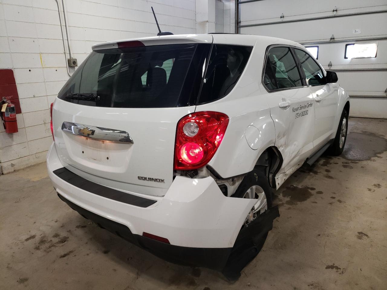Photo 4 from auction – 2015 CHEVROLET EQUINOX LS with VIN 1GNALAEK9FZ102761