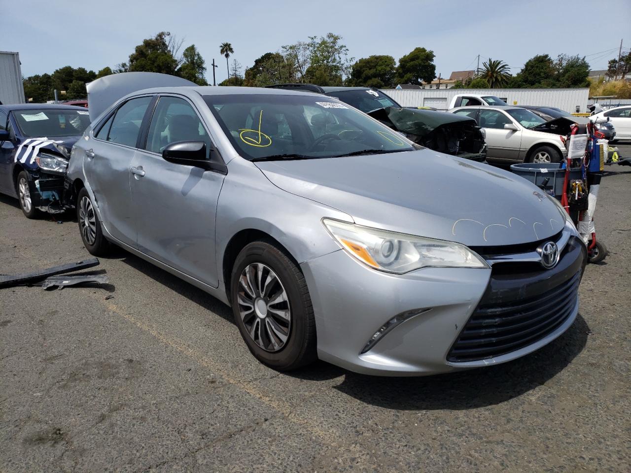 TOYOTA CAMRY LE 2015 with VIN 4T1BF1FK3FU035957 - Photo from auction
