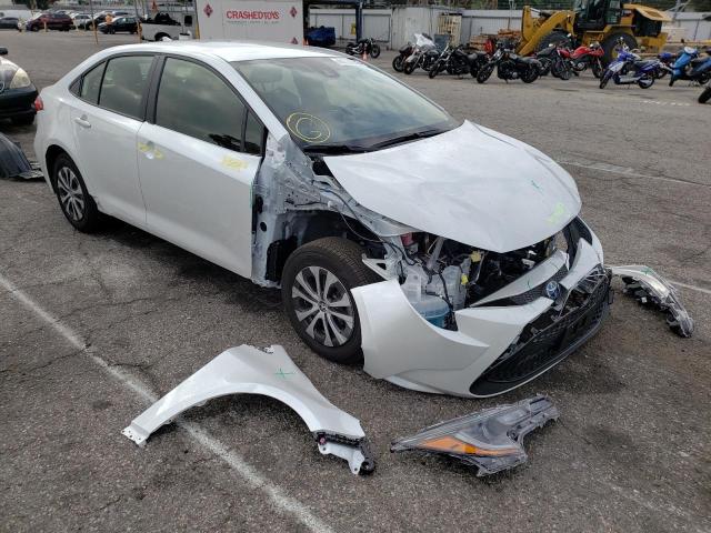 TOYOTA COROLLA LE 2022 with VIN JTDEAMDE3N3003223 - Photo from auction