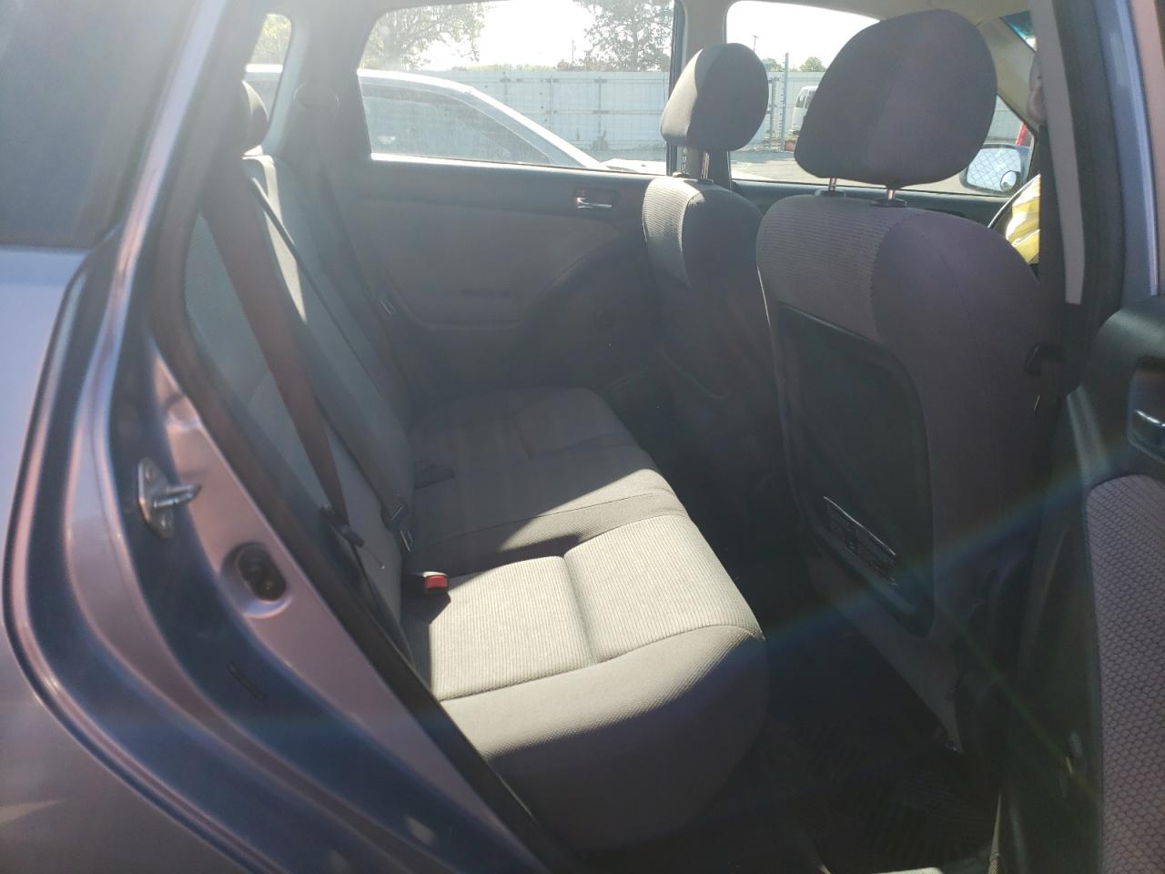 Photo 6 from auction – 2005 TOYOTA COROLLA MA with VIN 2T1LR32E75C334715