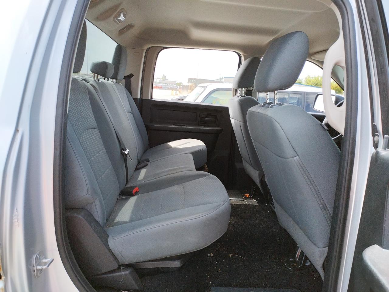 Photo 6 from auction – 2014 RAM 1500 ST with VIN 1C6RR6KT2ES413175