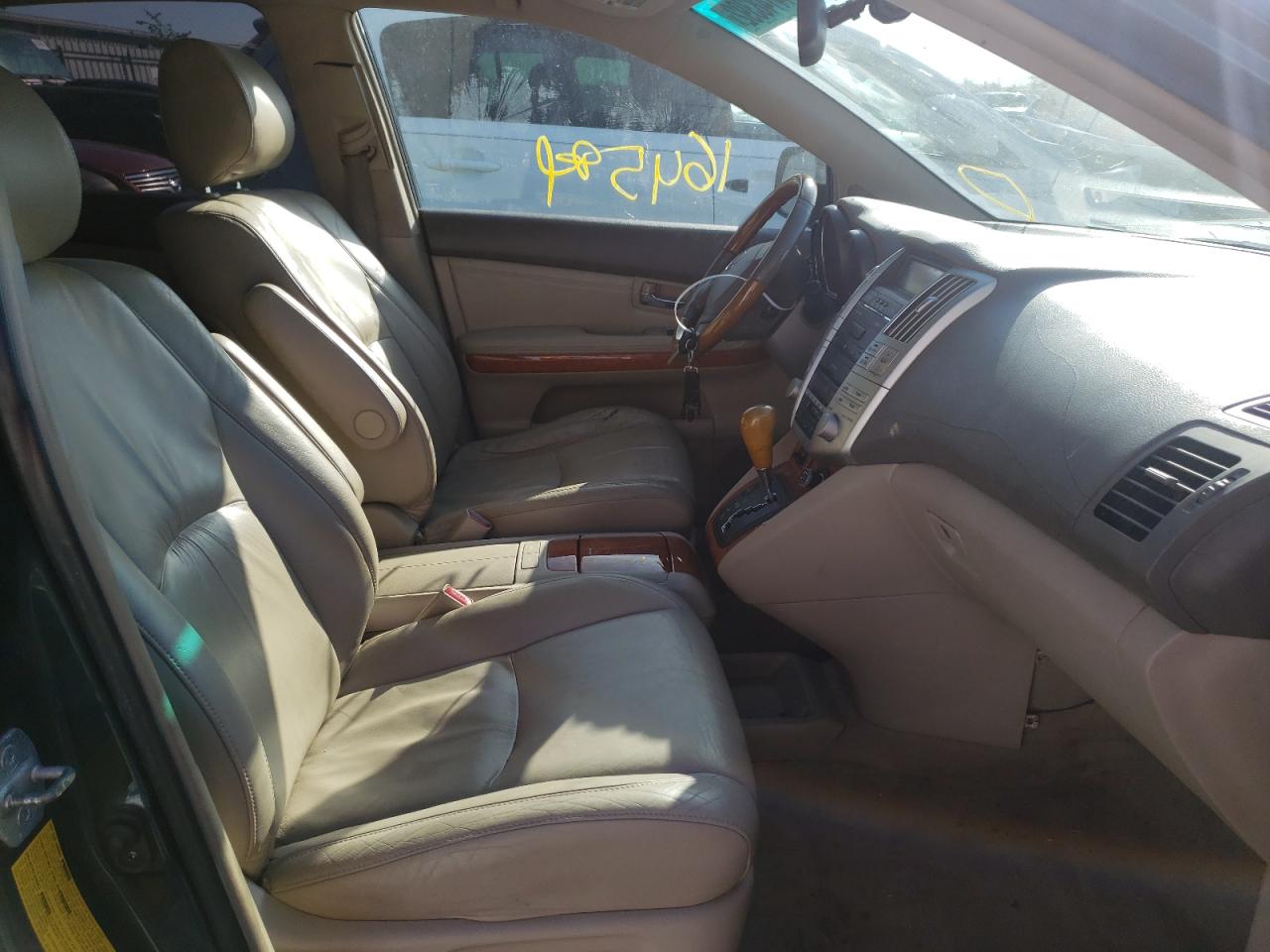 Photo 5 from auction – 2004 LEXUS RX 330 with VIN JTJHA31U040022800