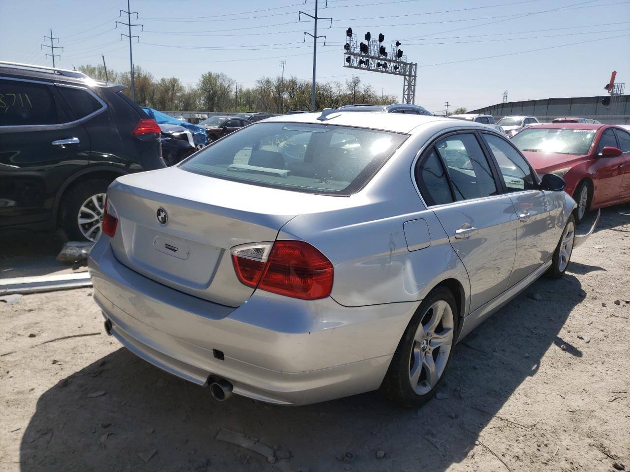 Photo 4 from auction – 2011 BMW 335 I with VIN WBAPM5C58BE577692