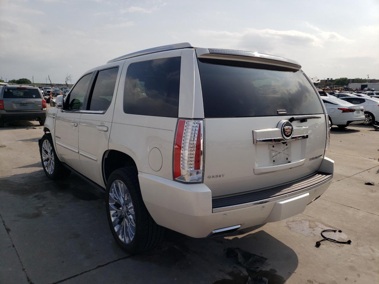 Photo 3 from auction – 2013 CADILLAC ESCALADE P with VIN 1GYS4CEF5DR186464